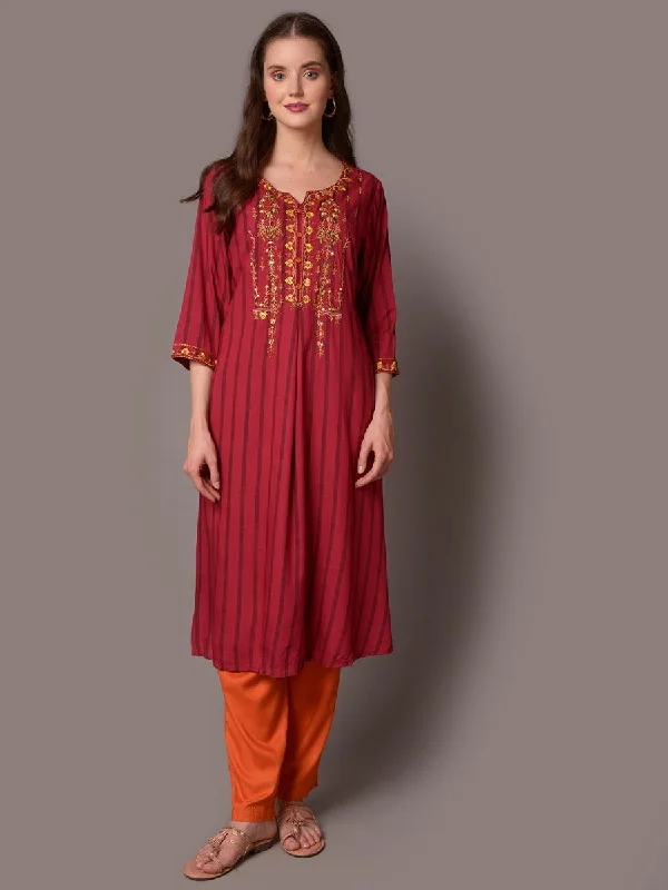 casual top and bottom setsWomen Fuchsia Embroidered Kurta With Trouser