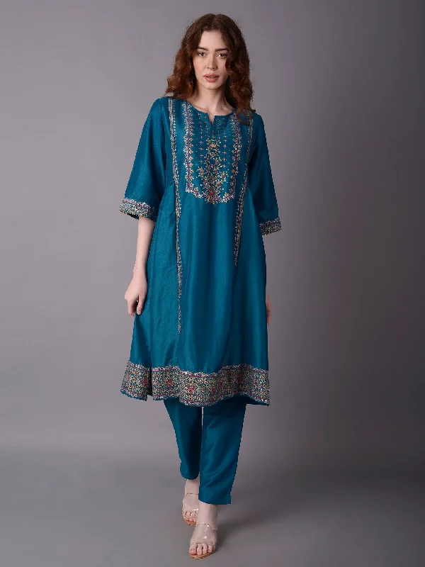 trendy comfy setsWomen Turquoise Blue Ornamental Print Kurta With Trouser