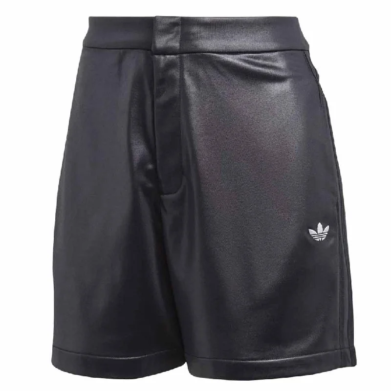 insulated winter outerwearinsulated winter outerwearTimeless men's classic outerwearadidas - Women's Originals Shorts (IQ3408)