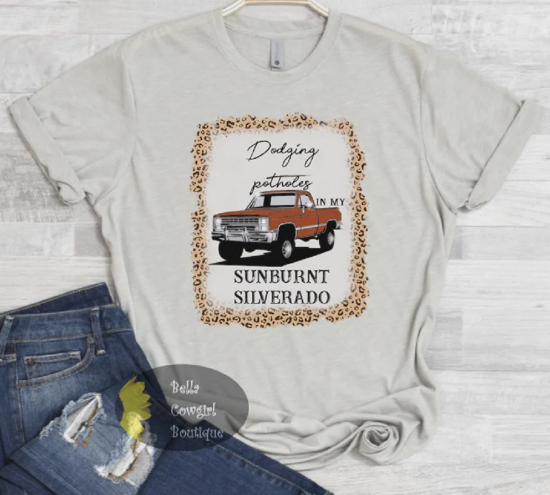 relaxed women’s T-shirts for comfortDodging Potholes Country Music T-Shirt