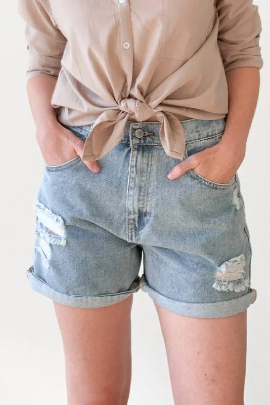 summer denim shortsCool Mom Denim Shorts In Light Wash