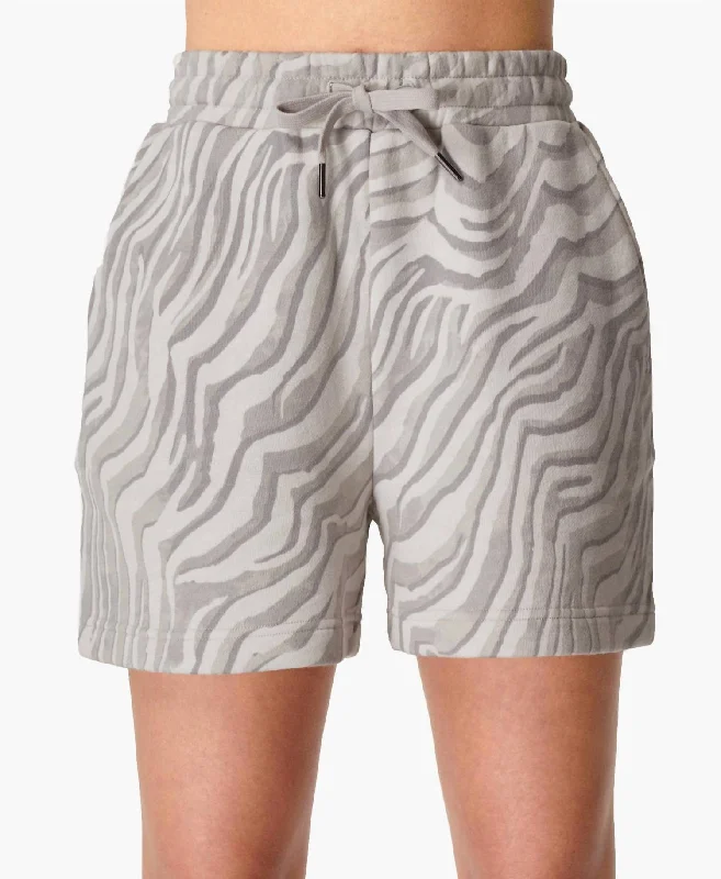 women's all-weather shortsEssentials Shorts In Light Grey Zebra Print