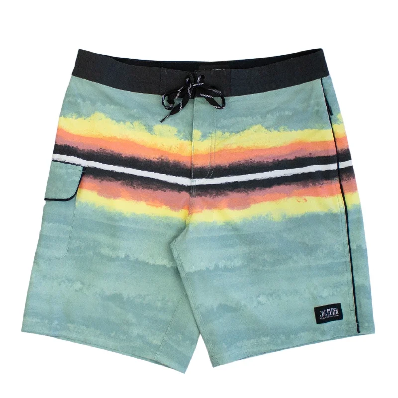 women's lightweight shortsFresh Tracks Boardshorts